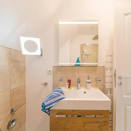 House On The 2 Dom wakacyjny